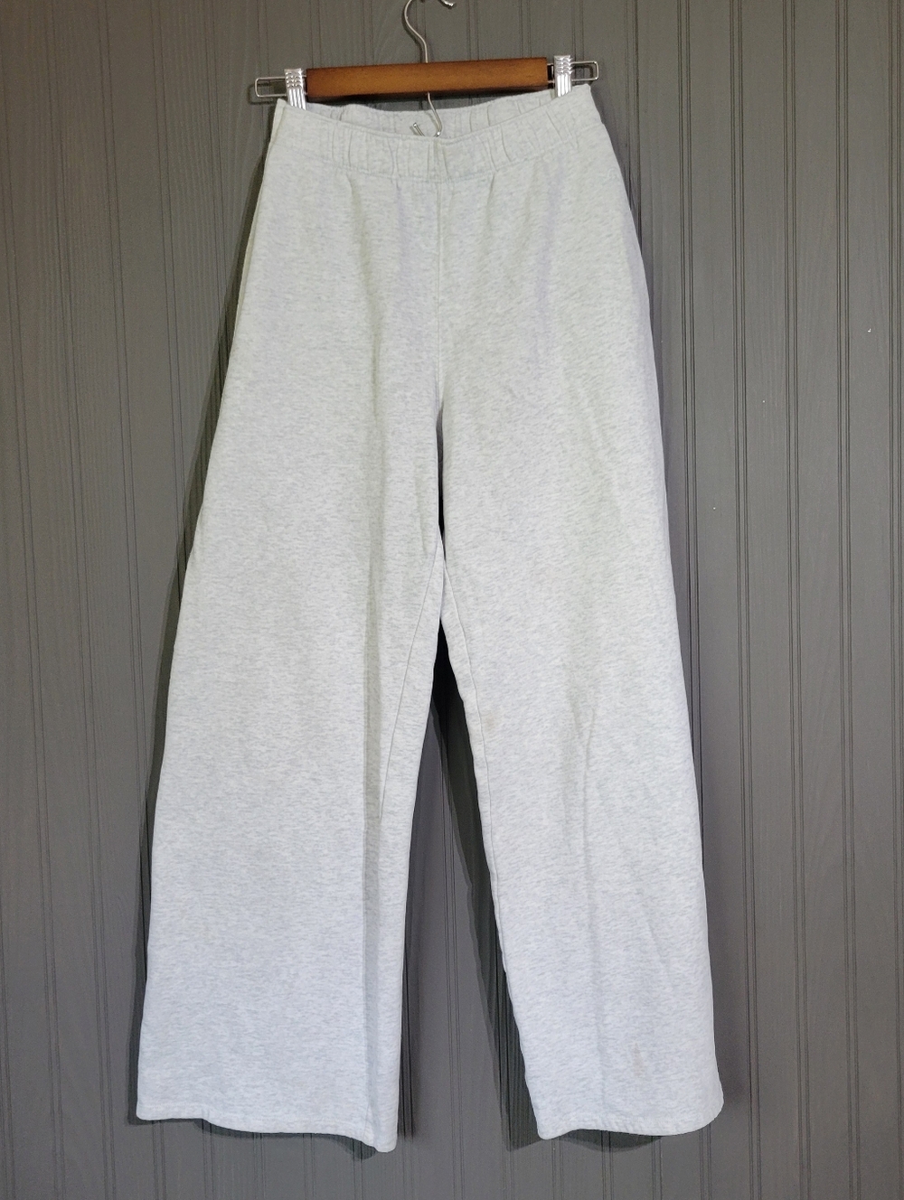 Hollister Feel Good Baggy Sweatpants Ultra High-Rise Gray Women's Medium